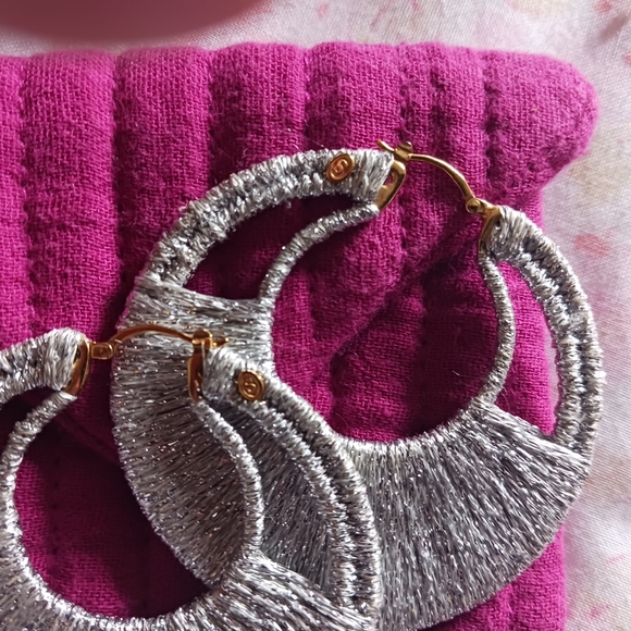 Sezane Amany Earrings in Silver - Picture 2 of 4